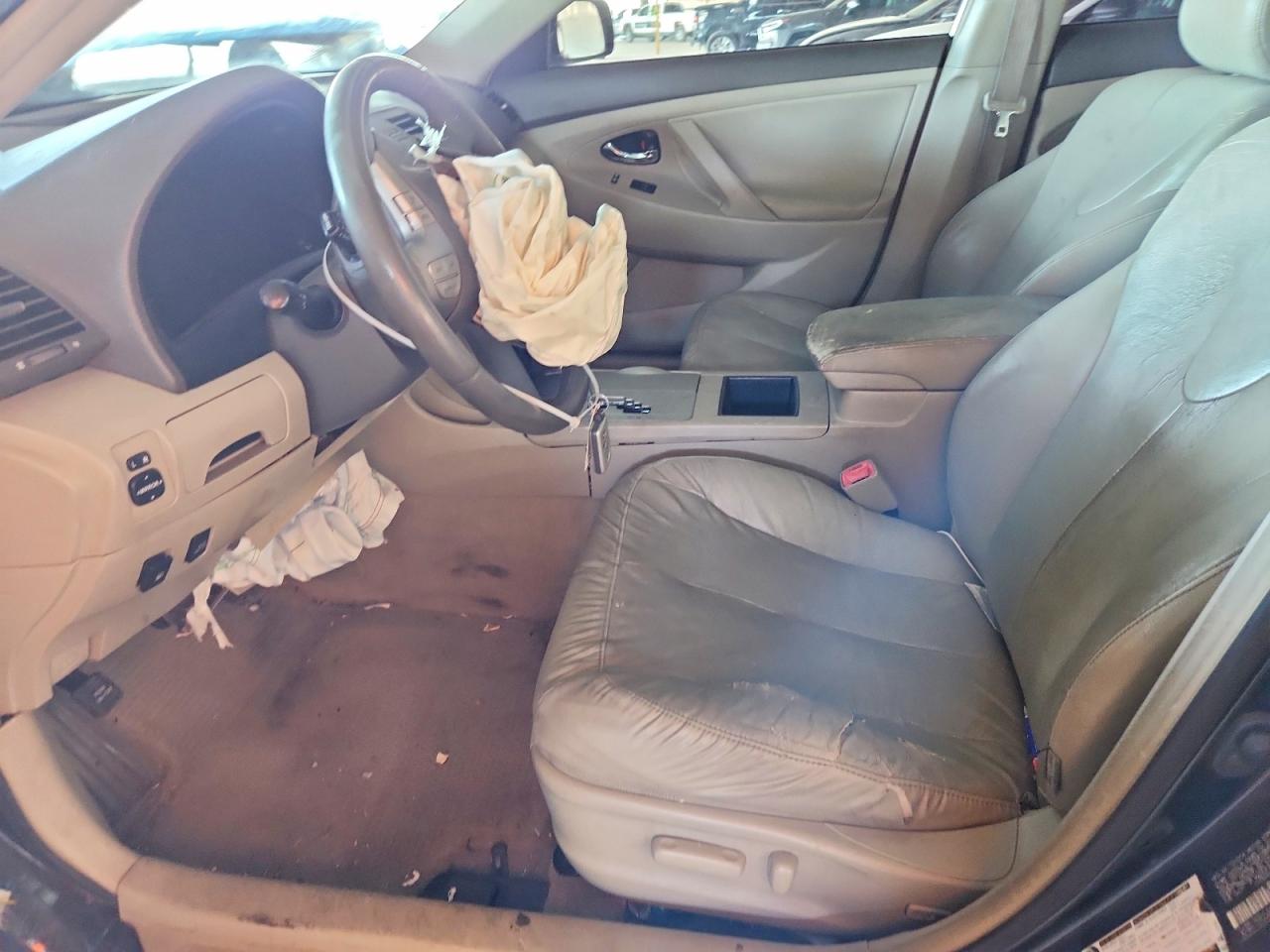 Toyota Camry Hybrid