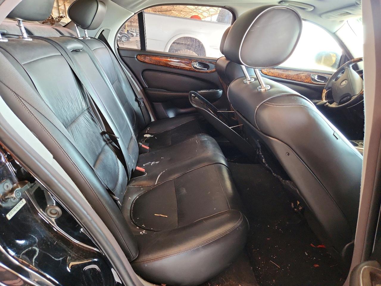 Jaguar Xj8