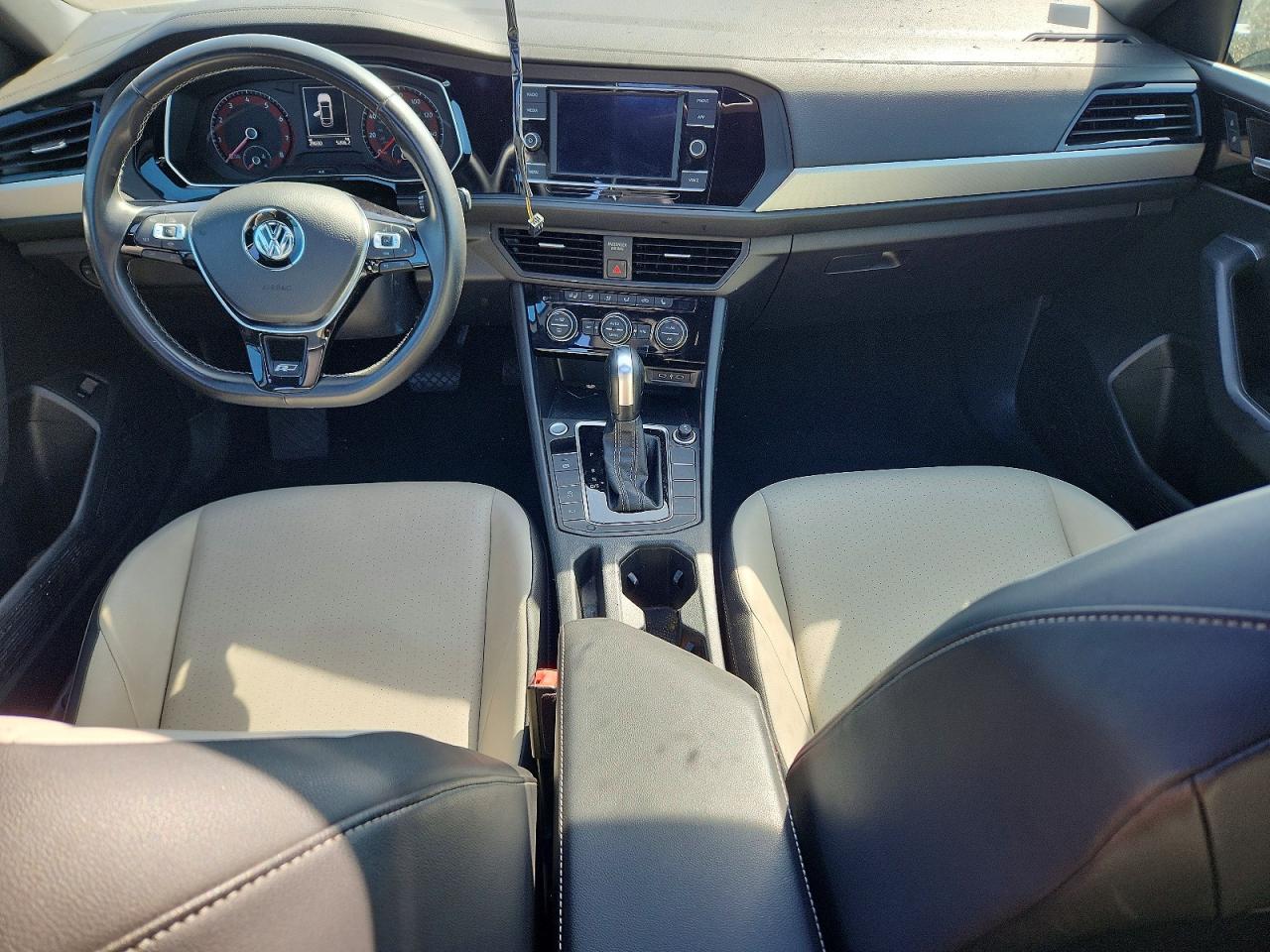 Volkswagen Jetta S