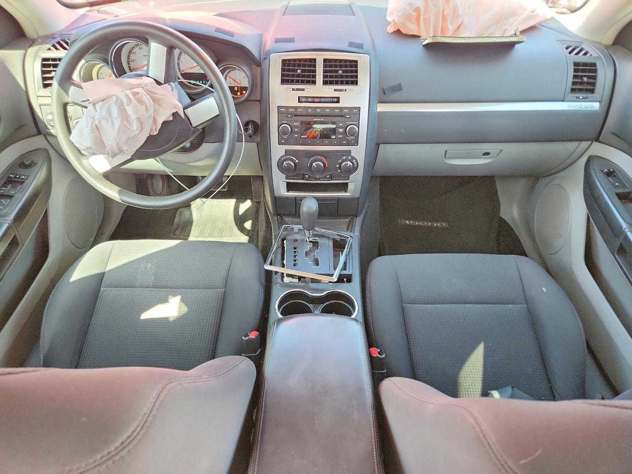 Dodge Magnum Sxt