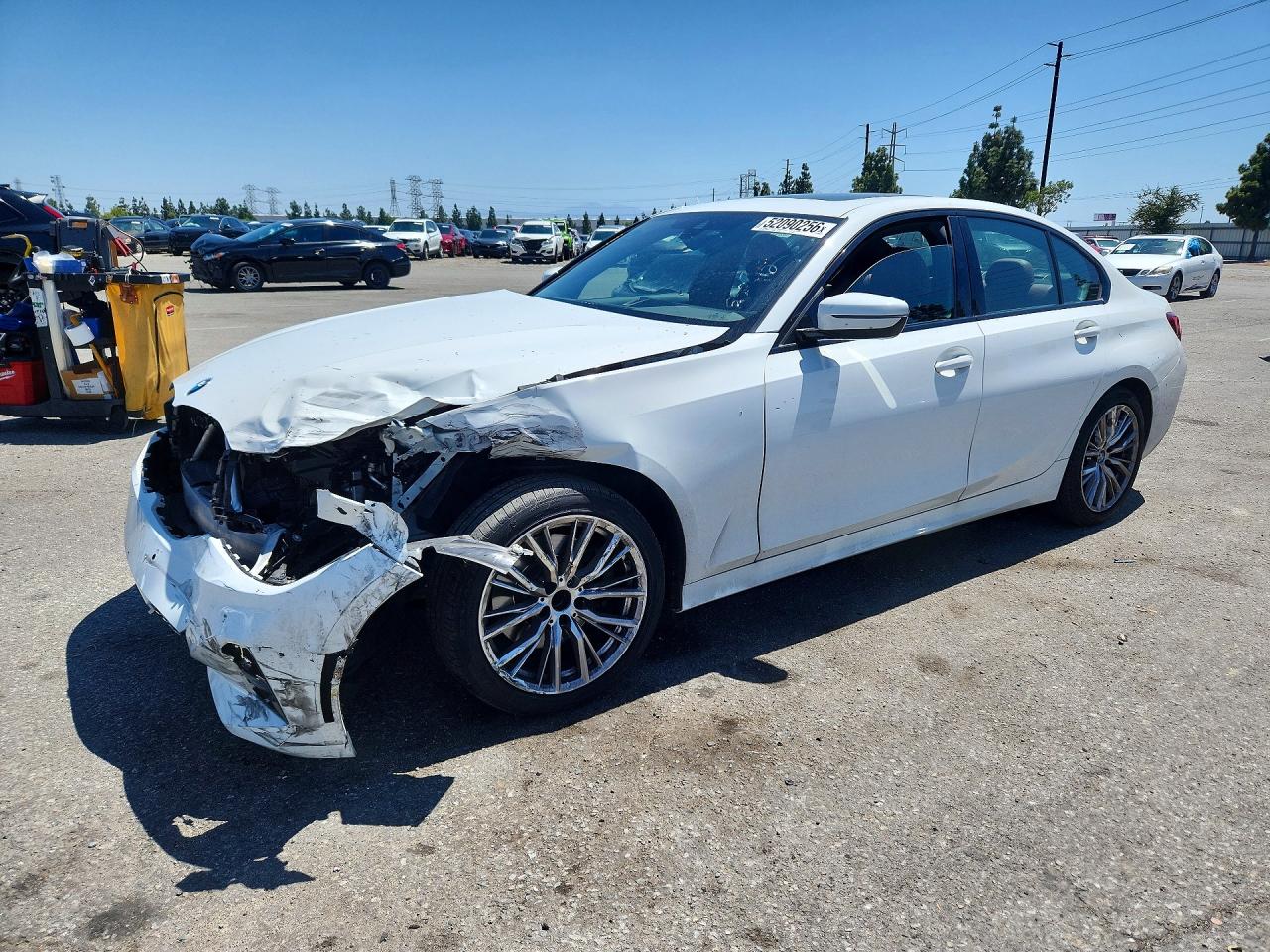 Salvage BMW 3 Series Image