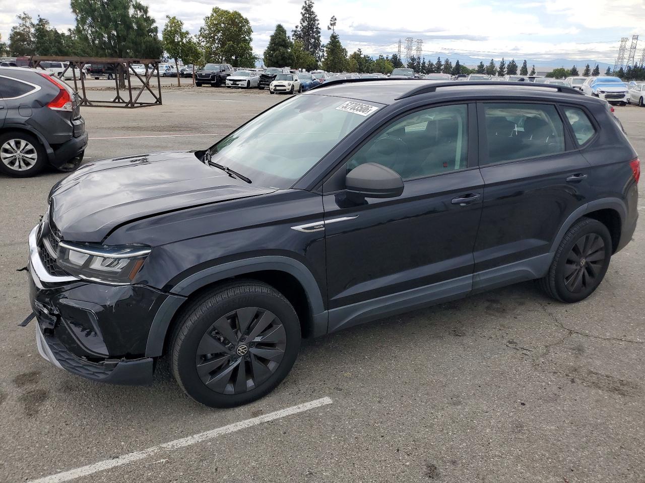 Salvage Volkswagen Taos Image