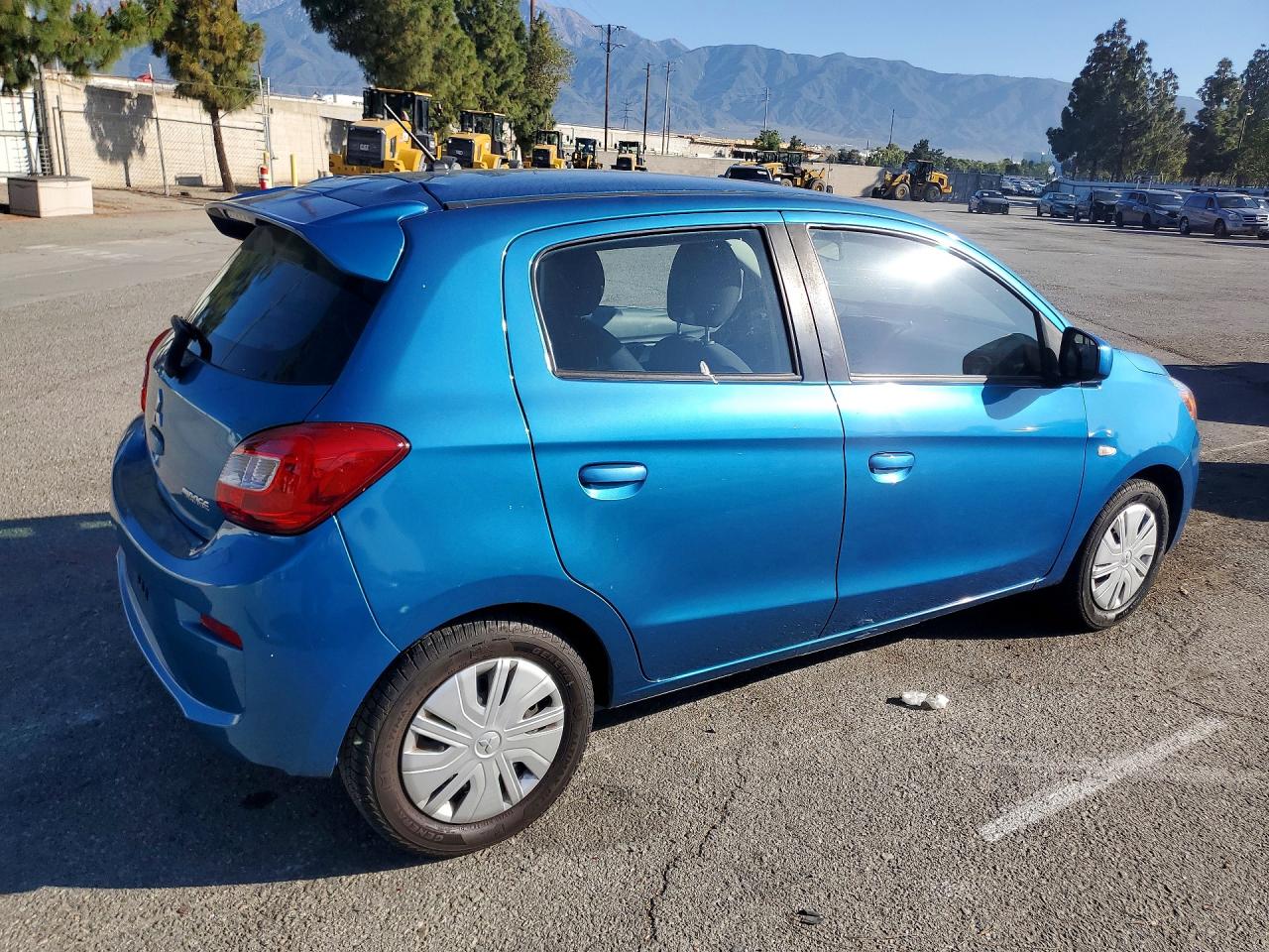 Mitsubishi Mirage Es