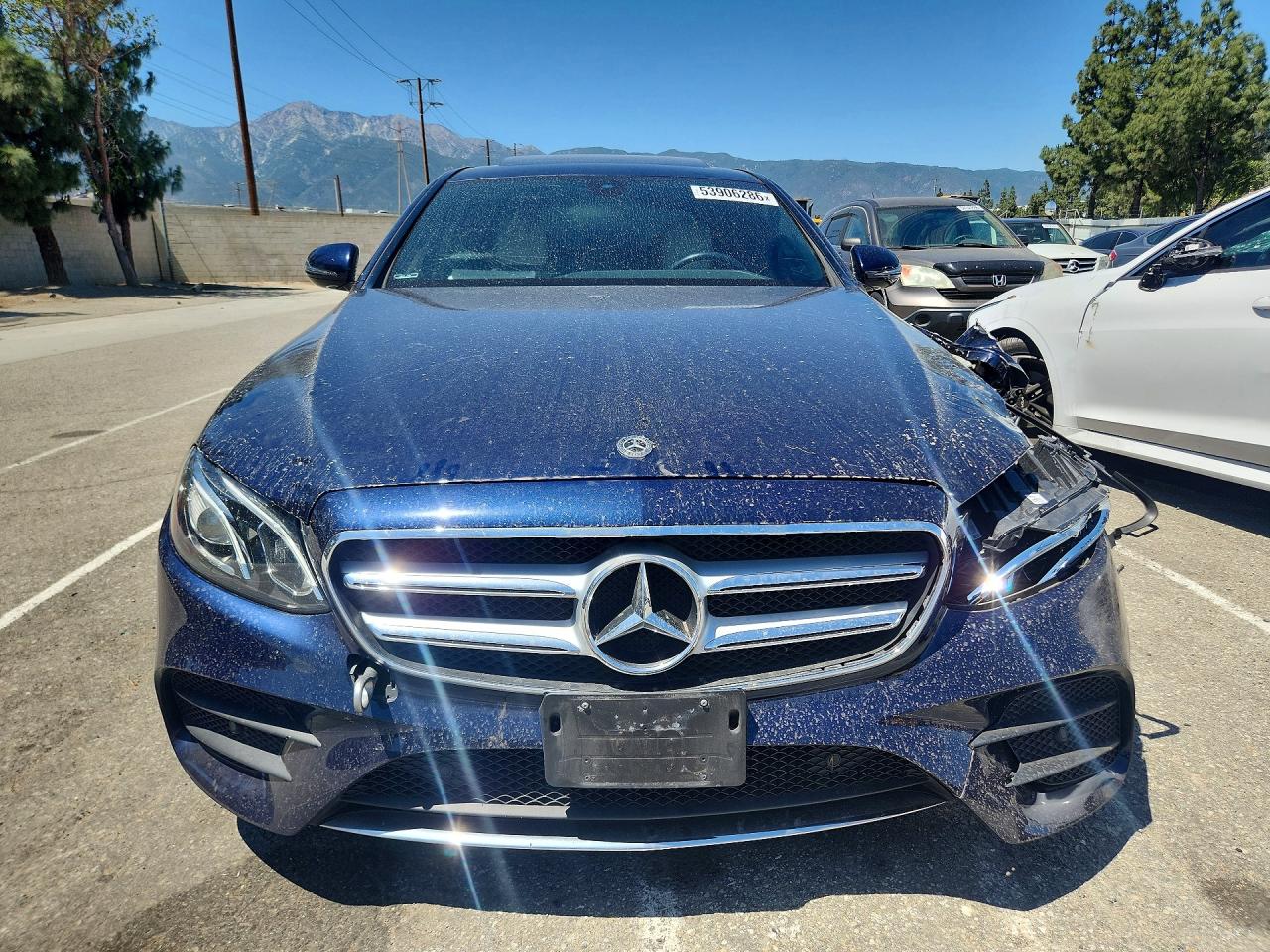 Mercedes-Benz E-Class 350