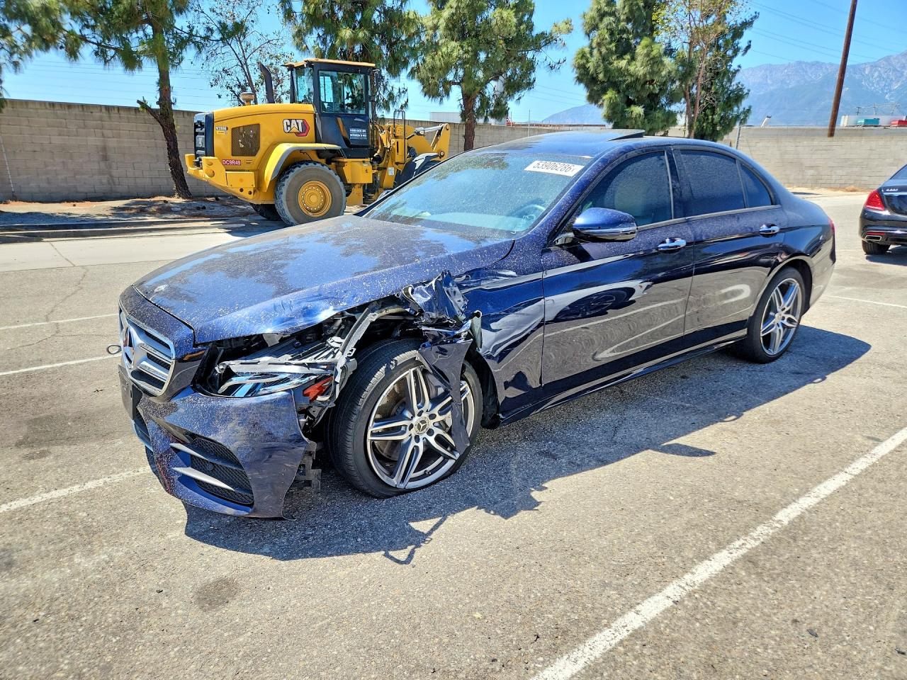 Salvage Mercedes-Benz E-Class Image