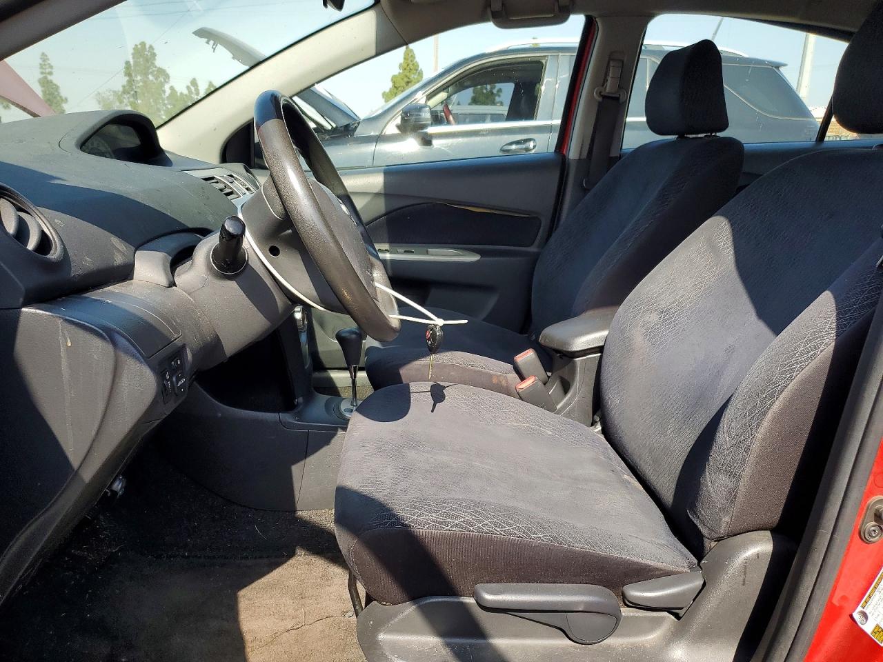 Toyota Yaris Base