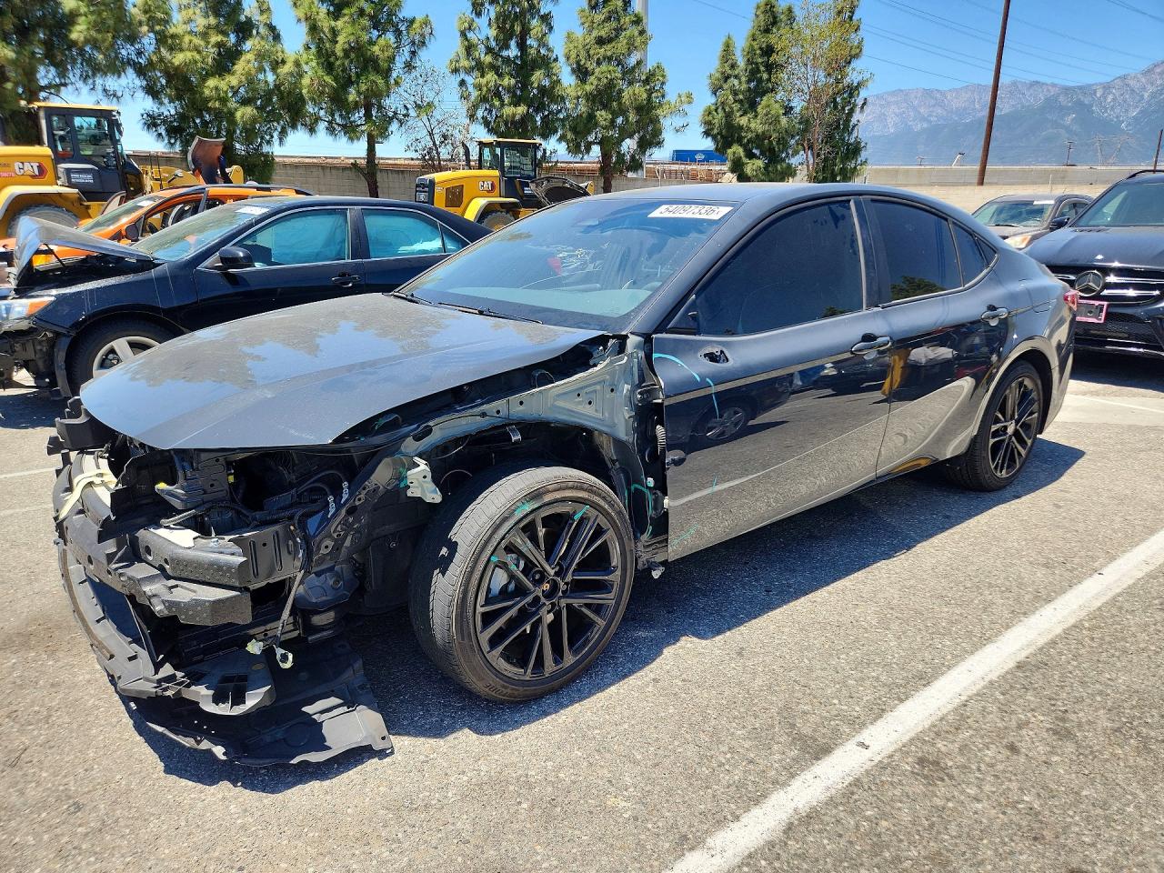 Salvage Toyota Camry Image