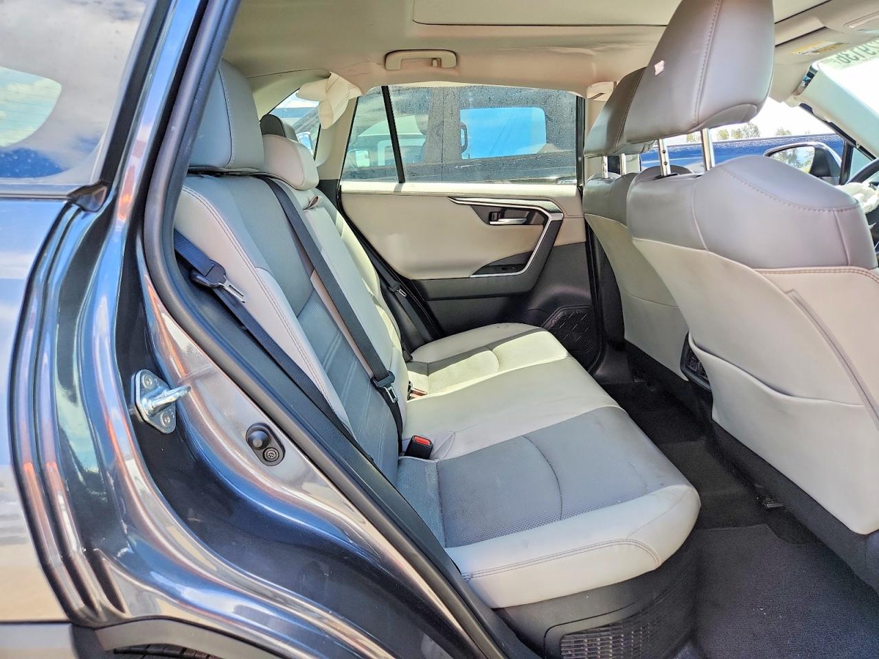 Toyota RAV4 Limited
