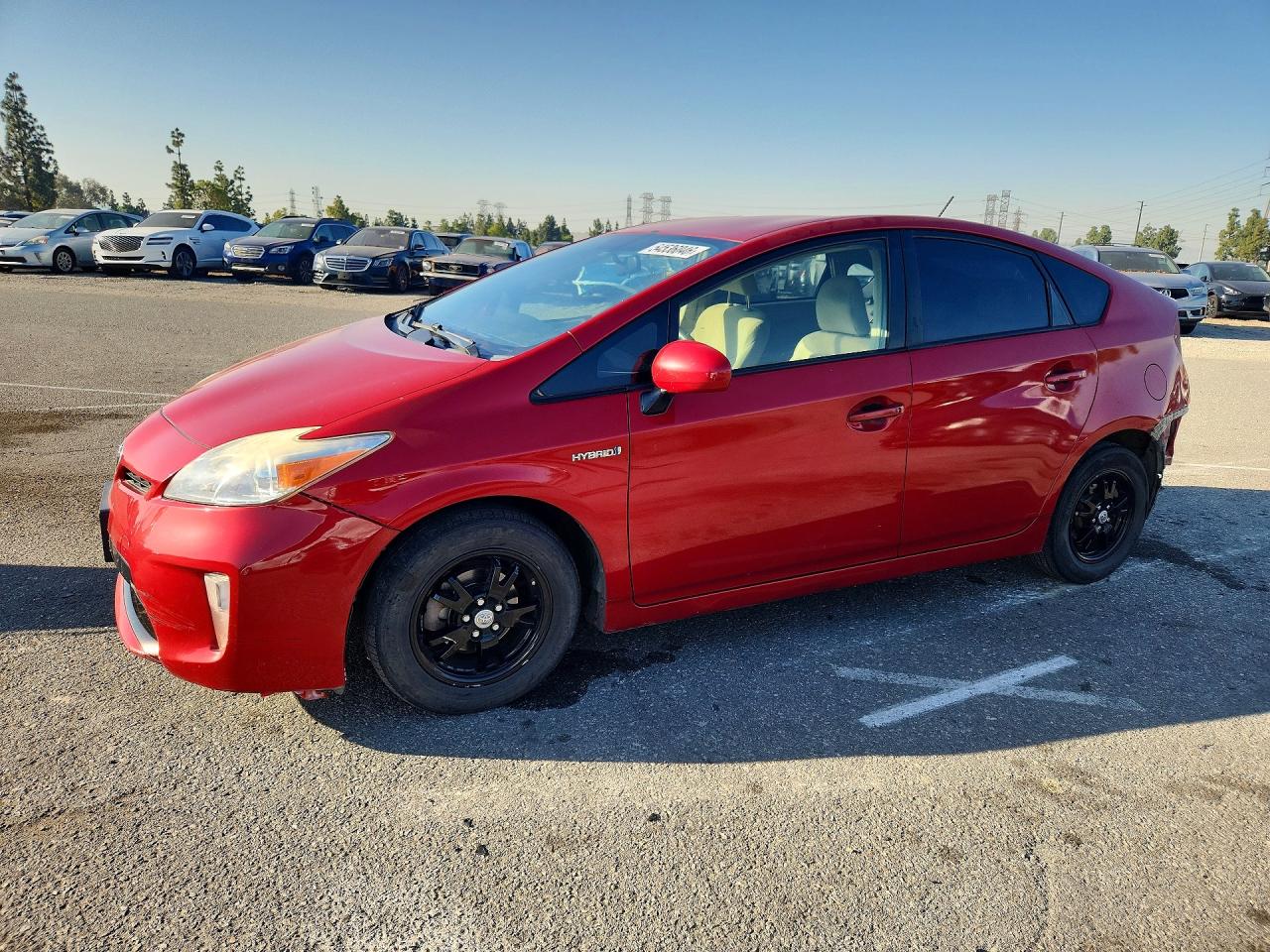Salvage Toyota Prius Image