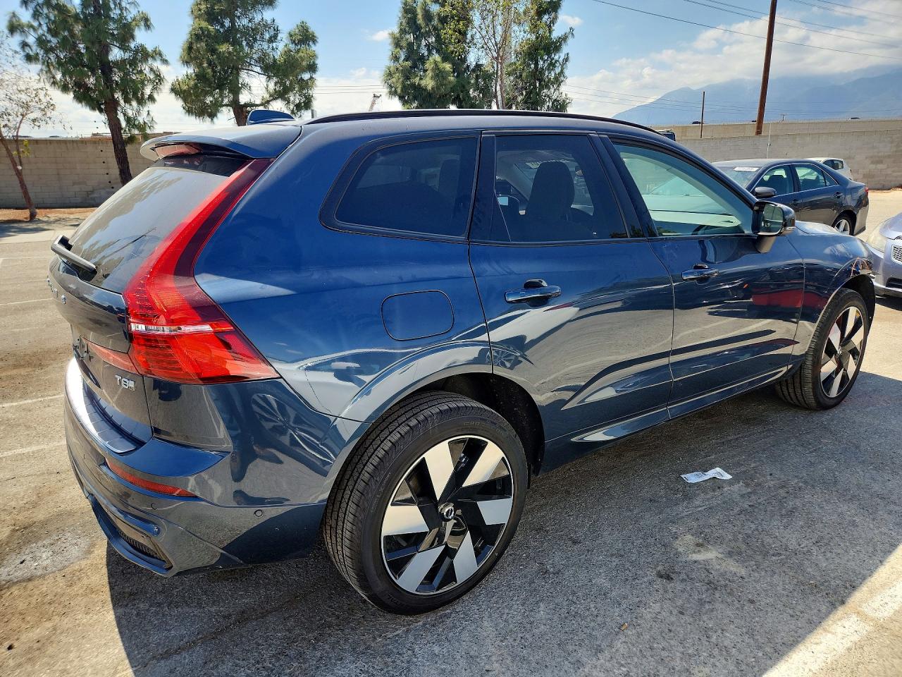 Volvo XC60 Plus