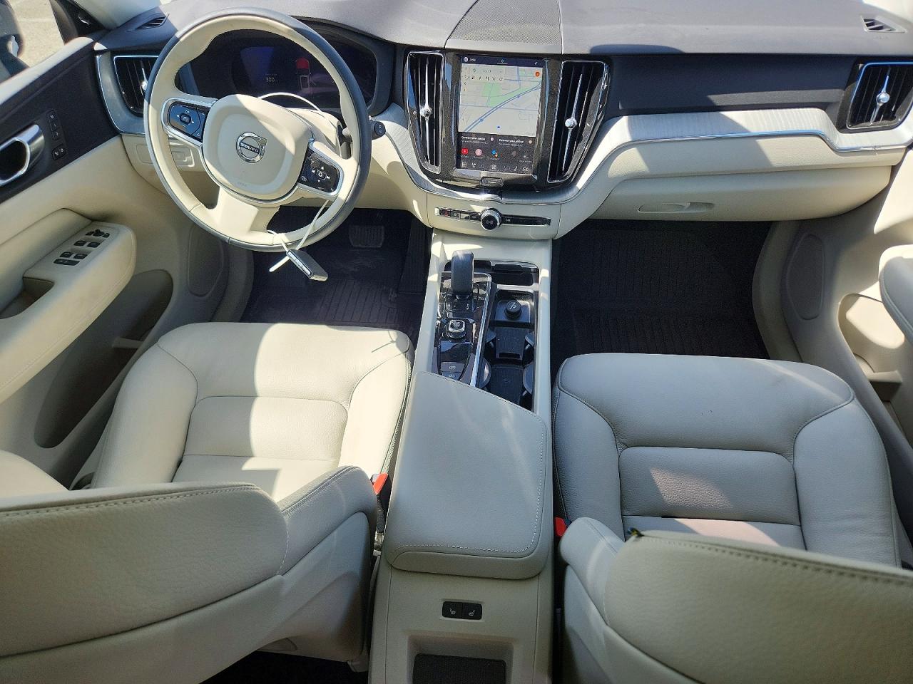 Volvo XC60 Plus