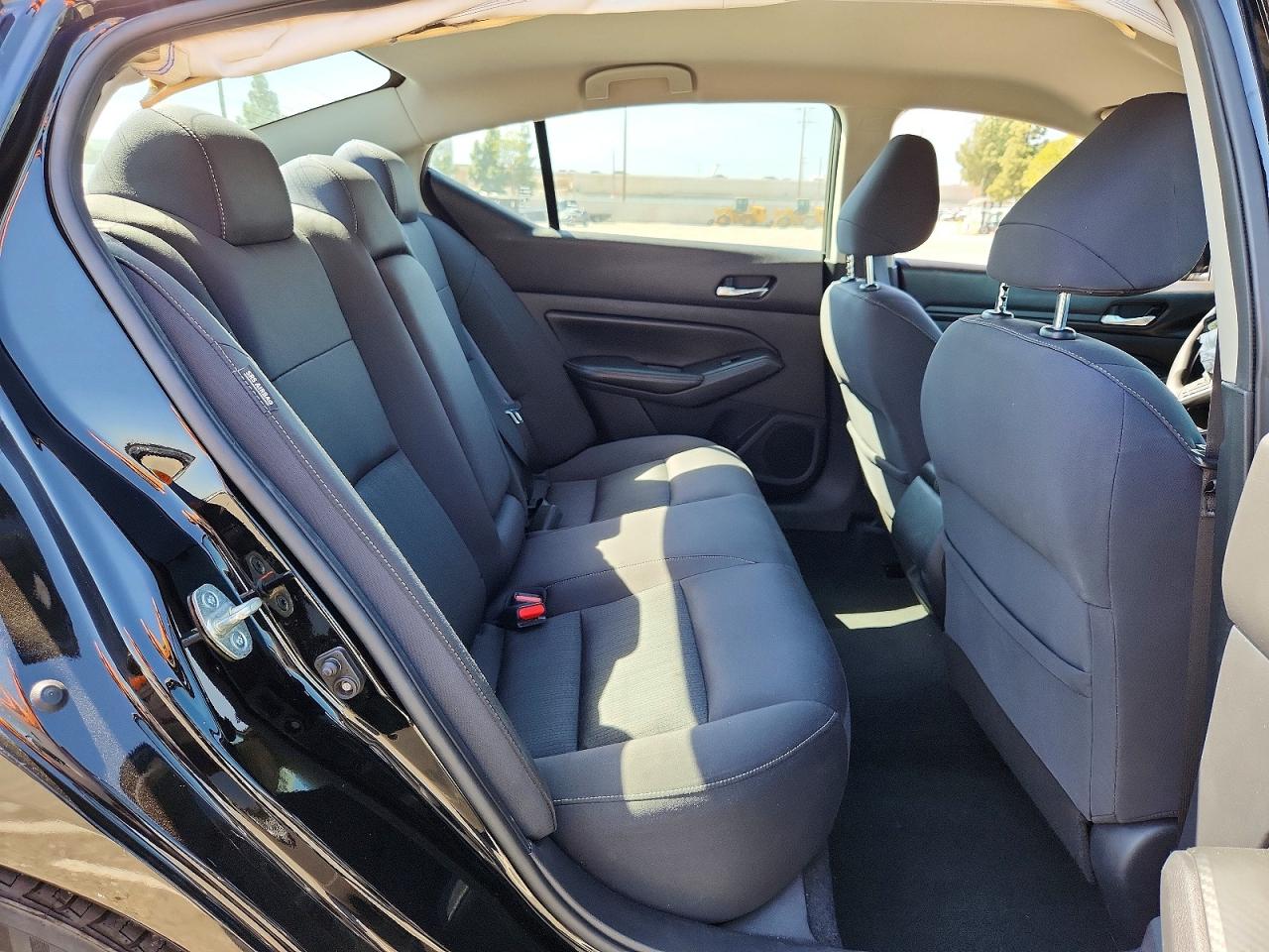 Nissan Altima S