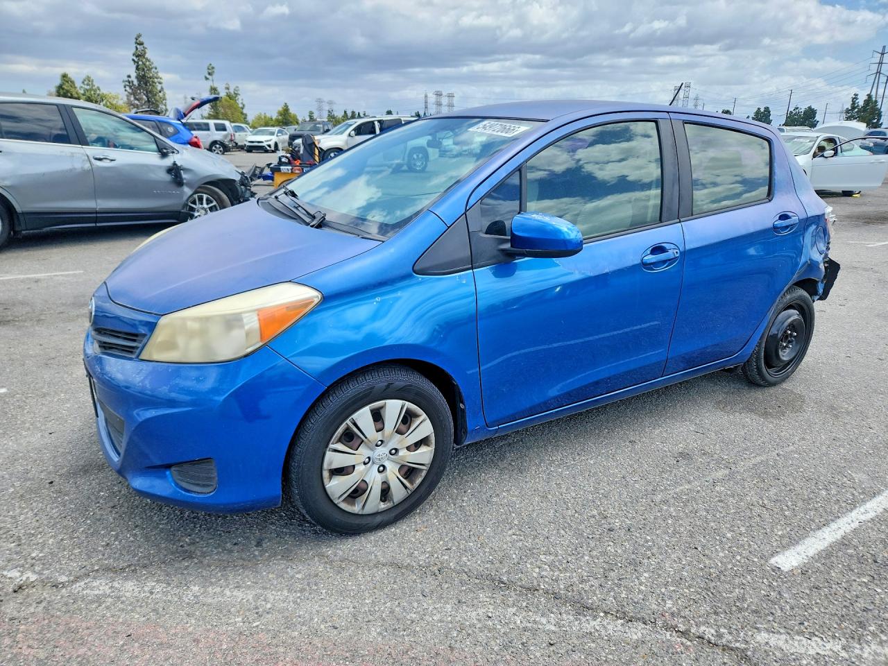 Salvage Toyota Yaris Image