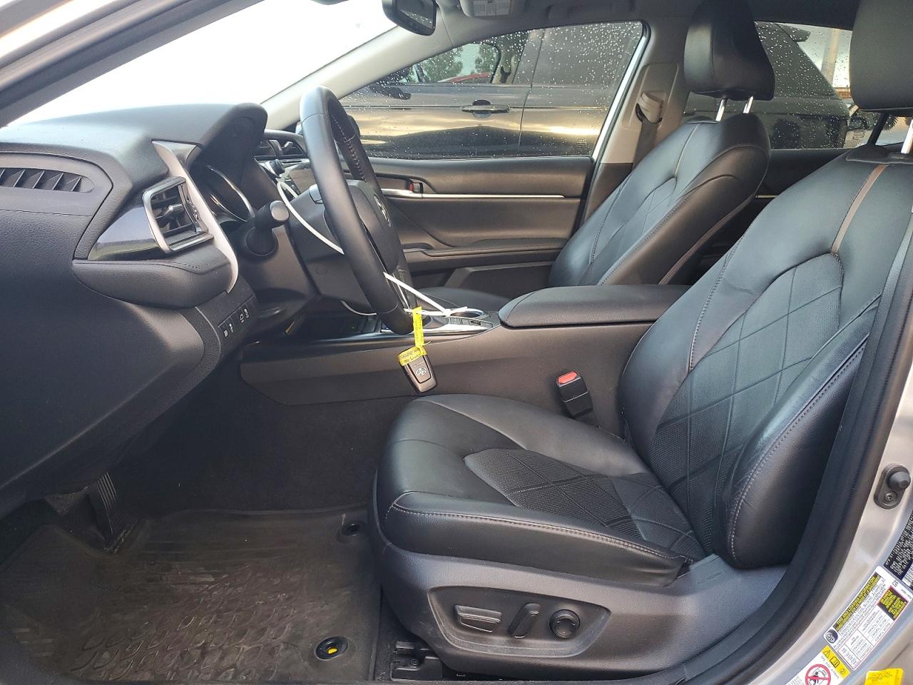 Toyota Camry Xle