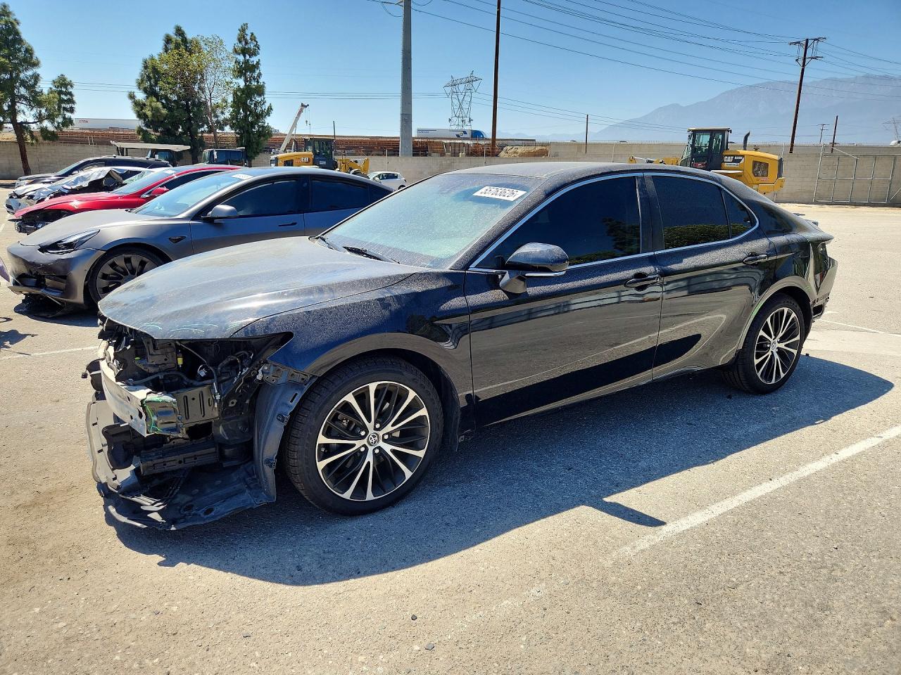 Salvage Toyota Camry Image