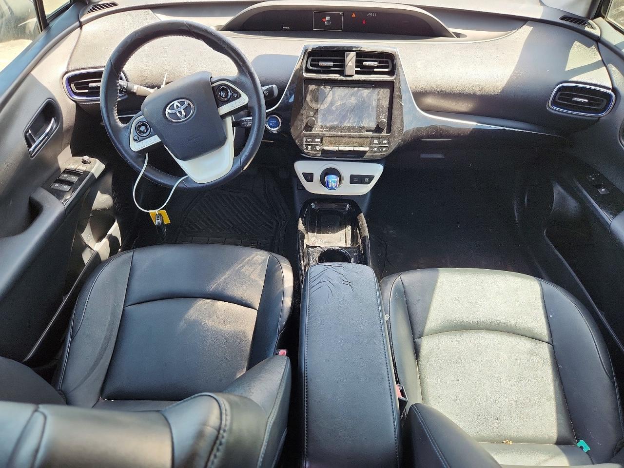 Toyota Prius Four Touring