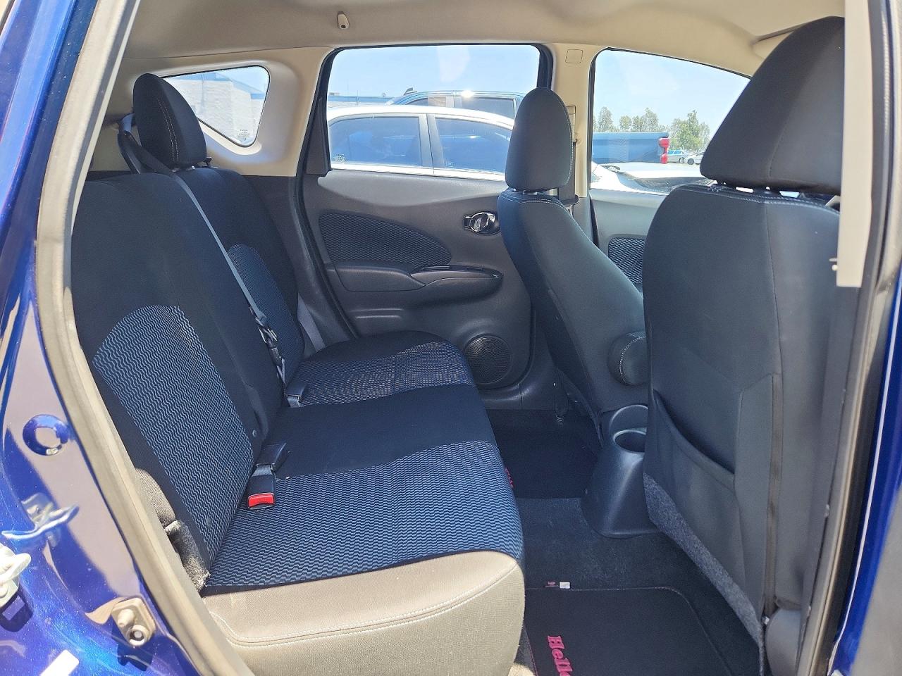 Nissan Versa Sv