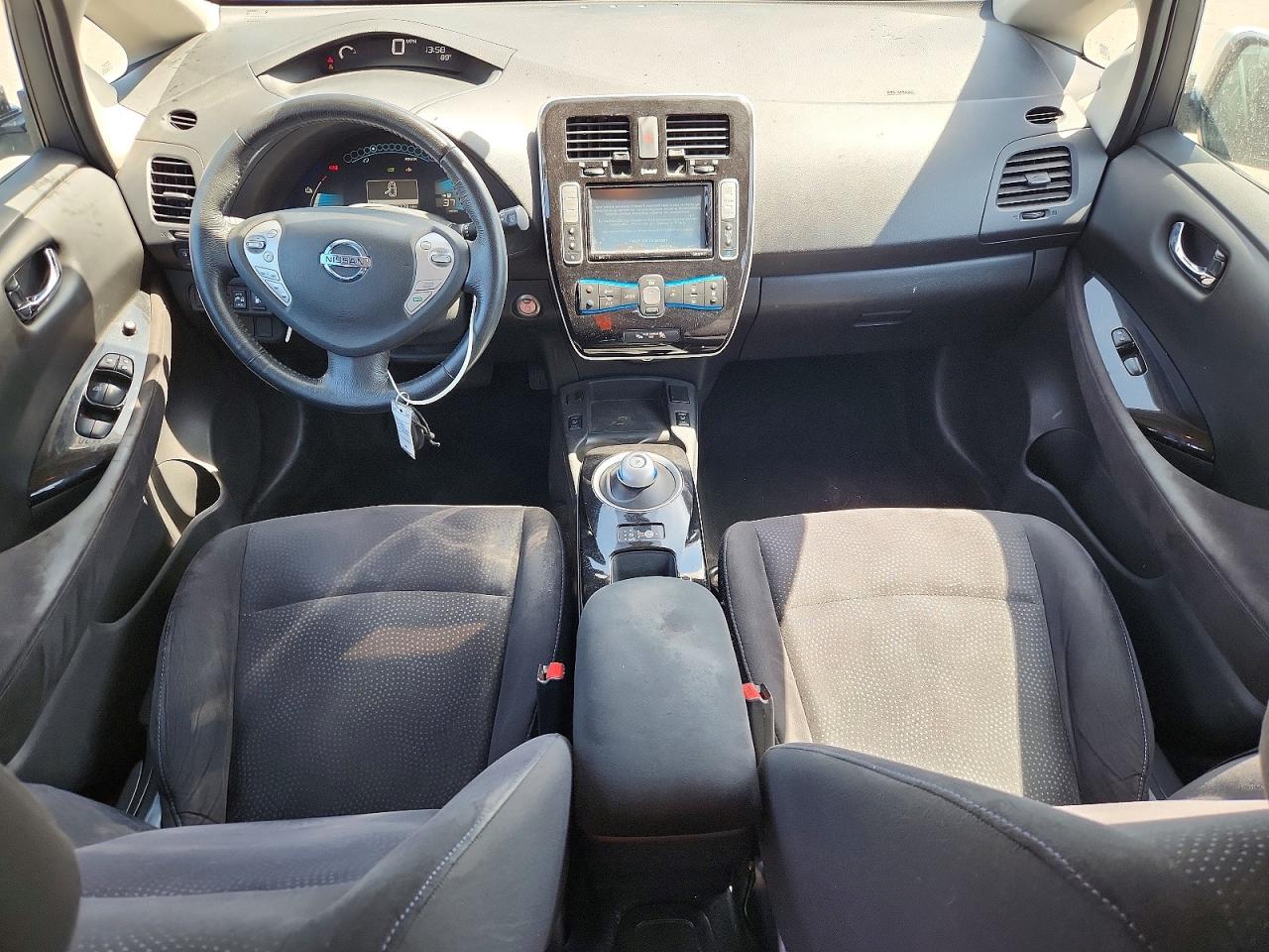 Nissan LEAF Sv
