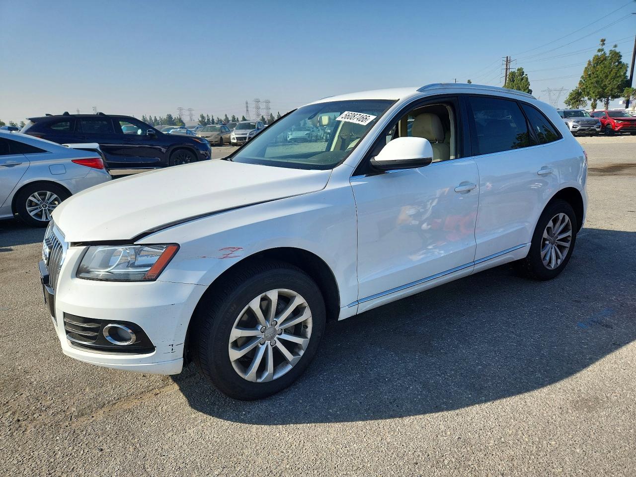 Salvage Audi Q5 Image