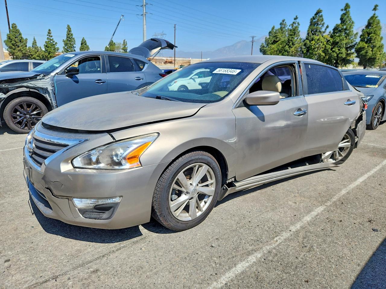 Salvage Nissan Altima Image