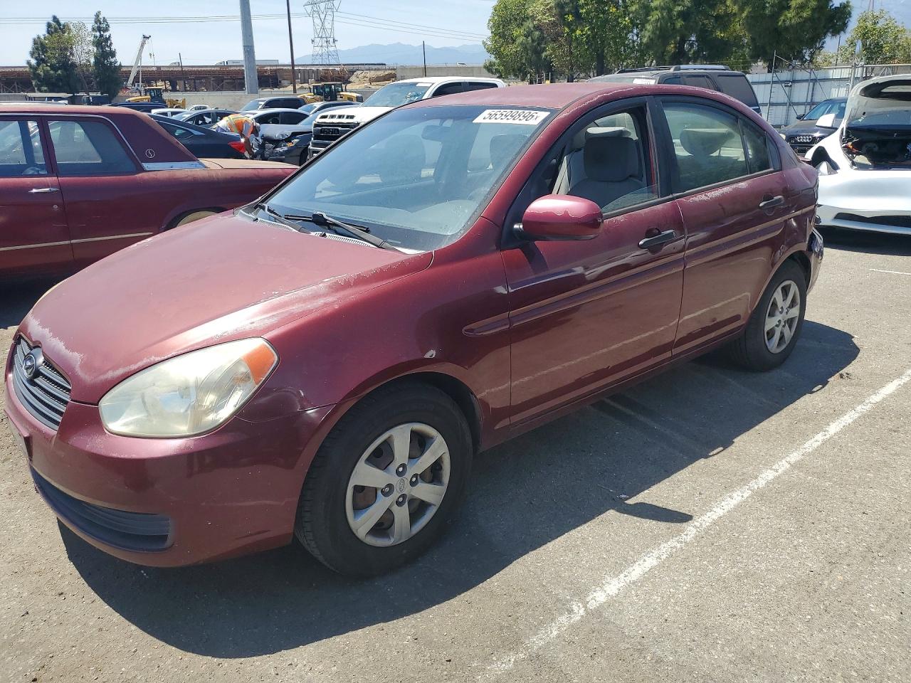 Salvage Hyundai ACCENT Image