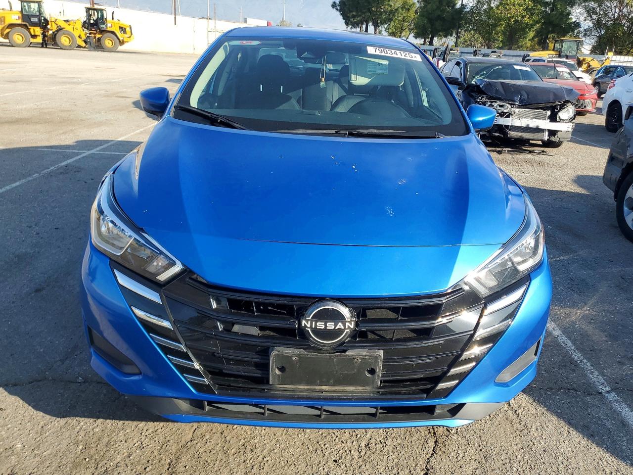 Nissan Versa Sv