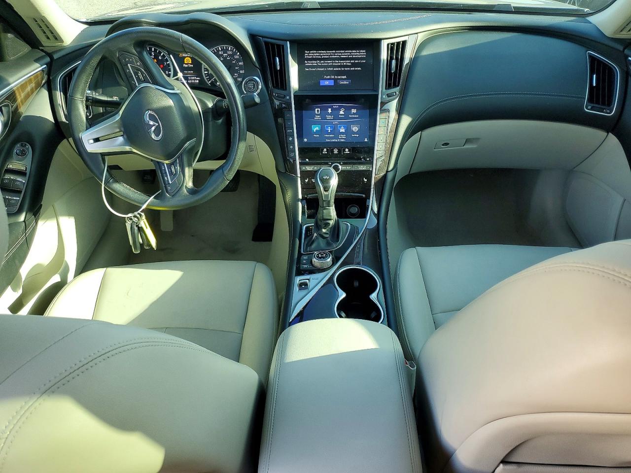 INFINITI Q50 3.0t Luxe