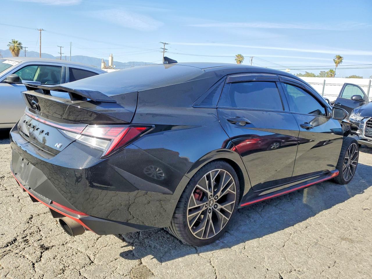 Hyundai ELANTRA Base