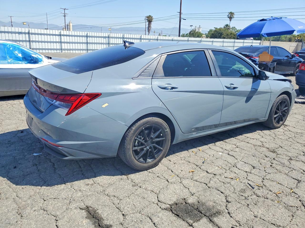 Hyundai ELANTRA Blue