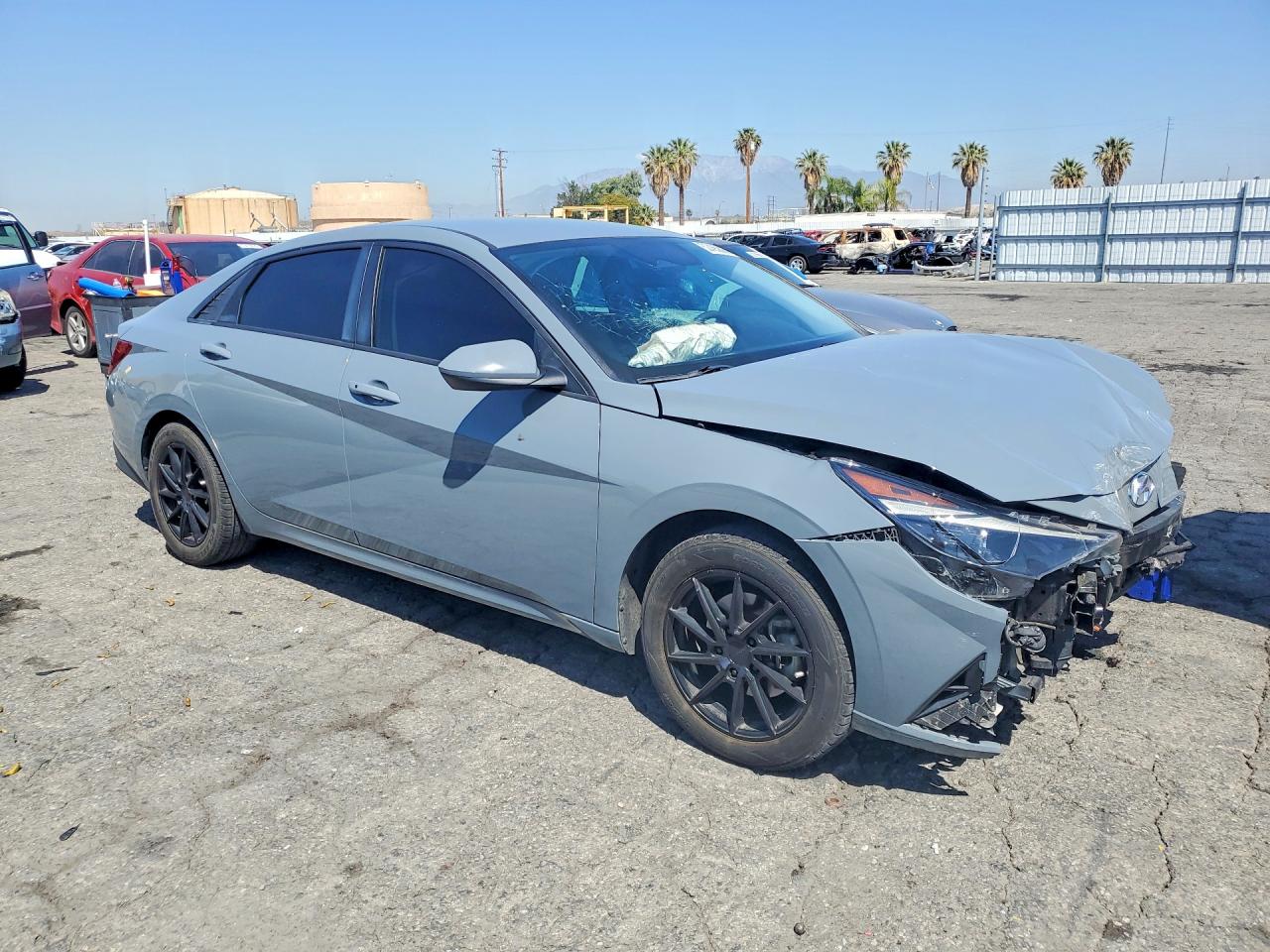 Hyundai ELANTRA Blue