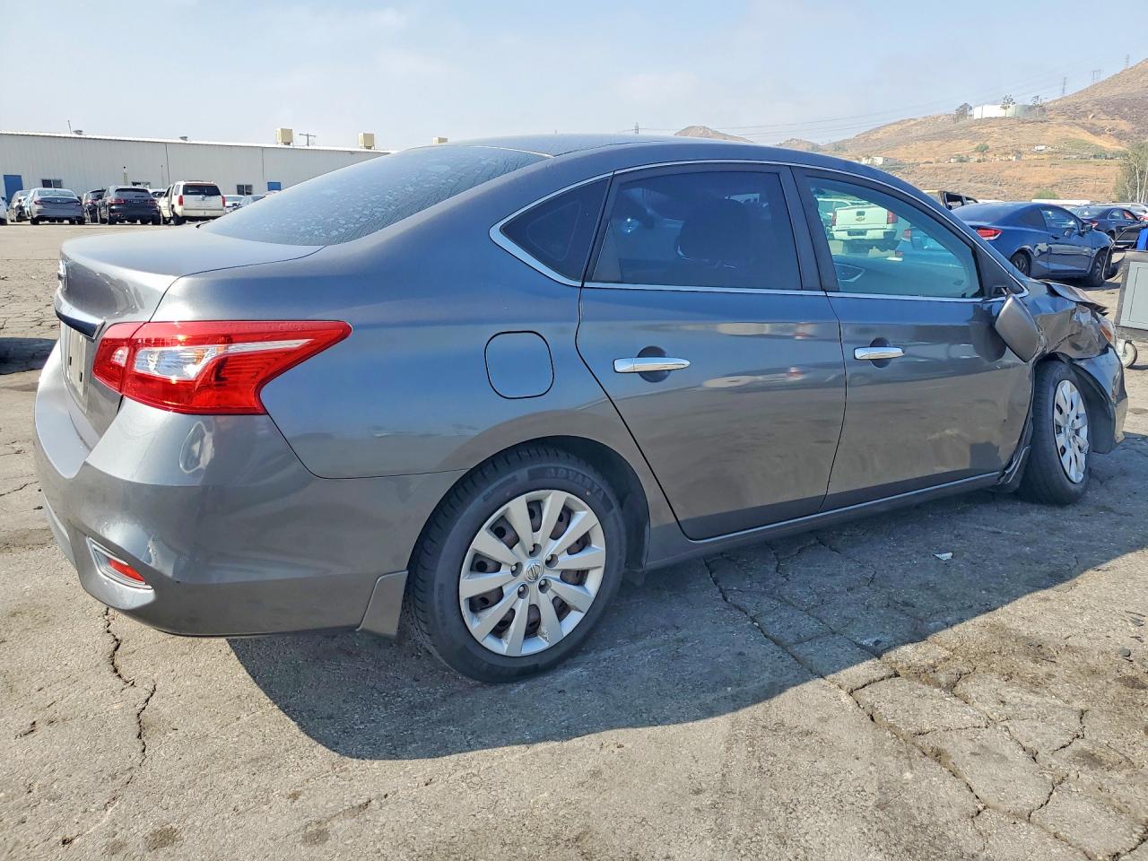 Nissan Sentra S