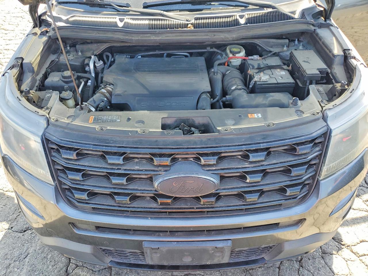 Ford Explorer Sport