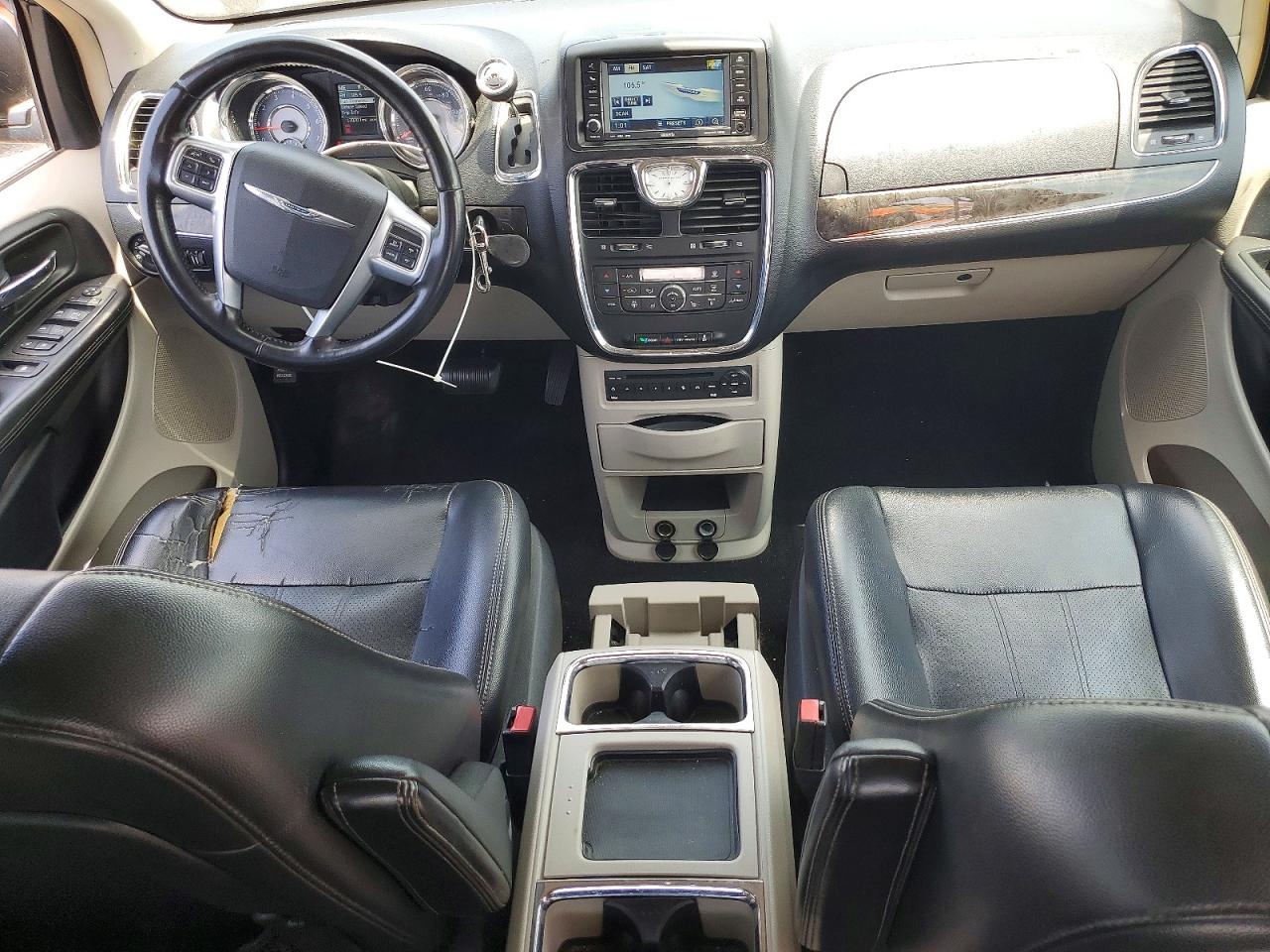 Chrysler Minivan Touring L