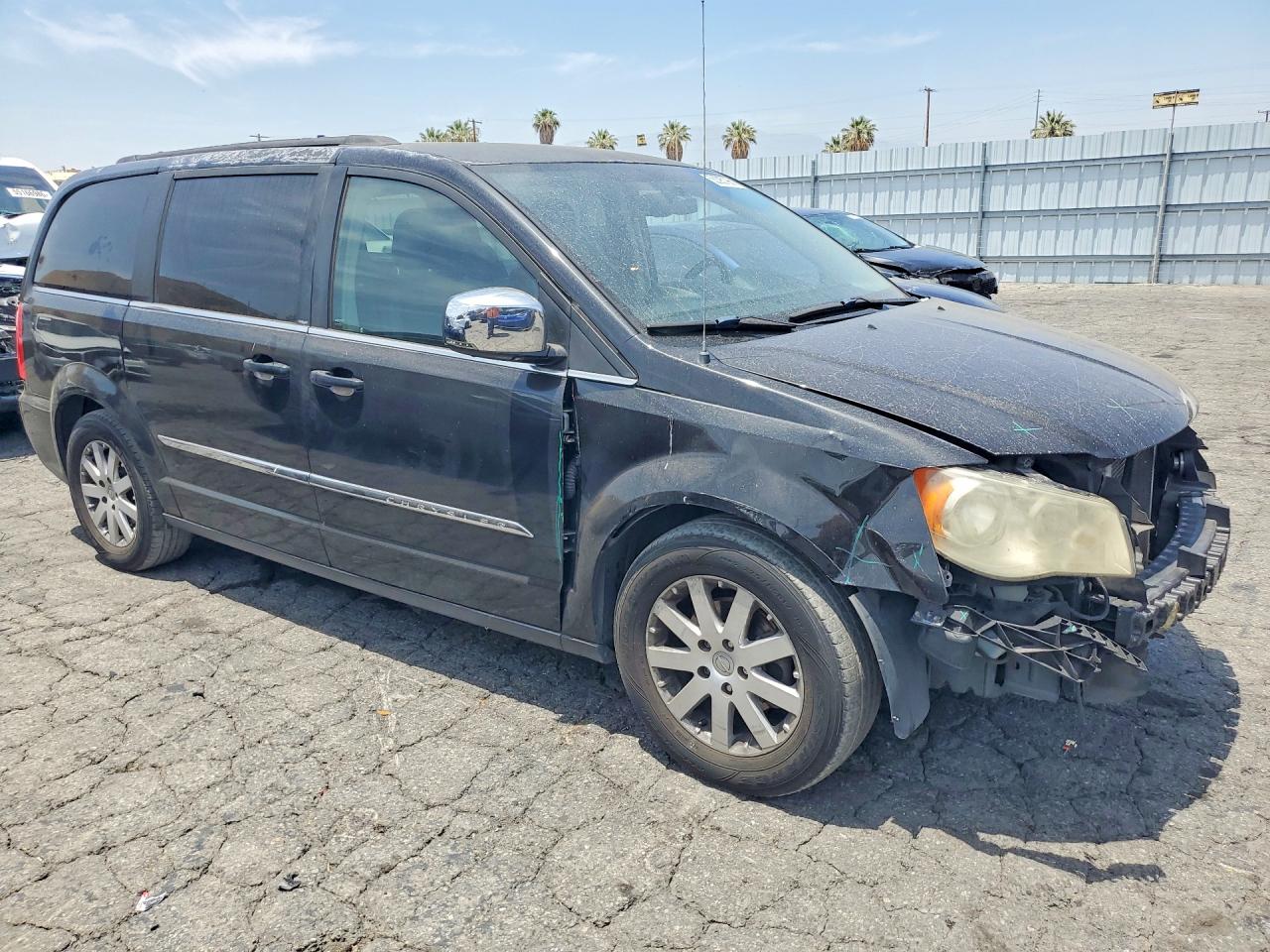 Chrysler Minivan Touring L