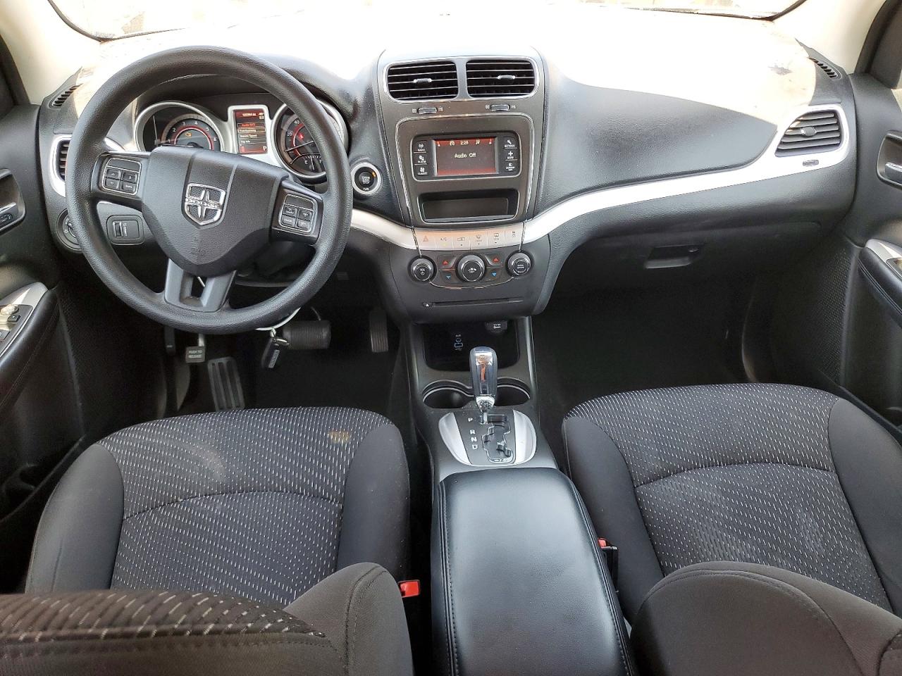 Dodge Journey Se