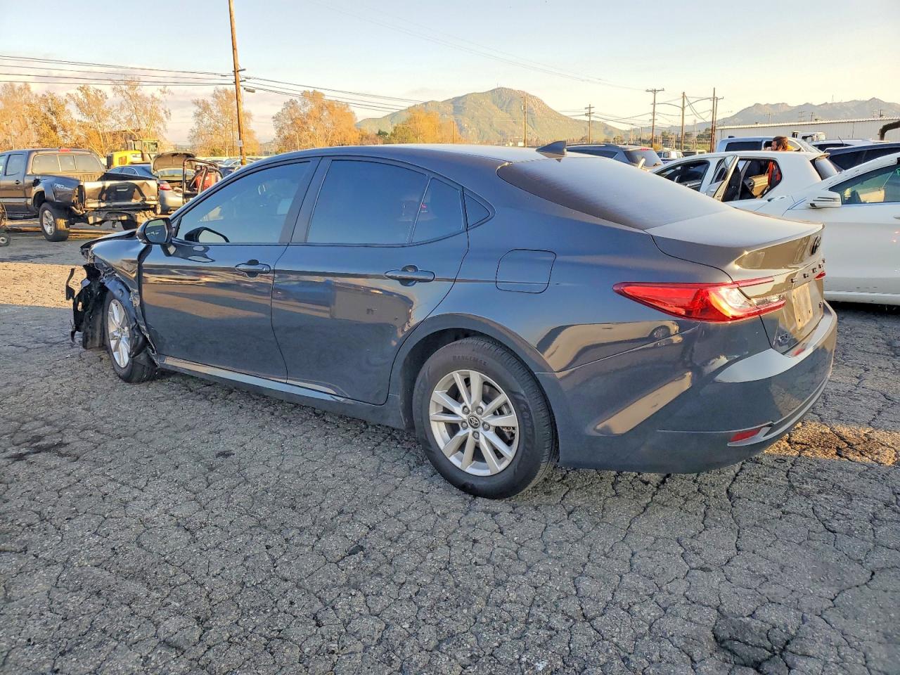 Toyota Camry Le