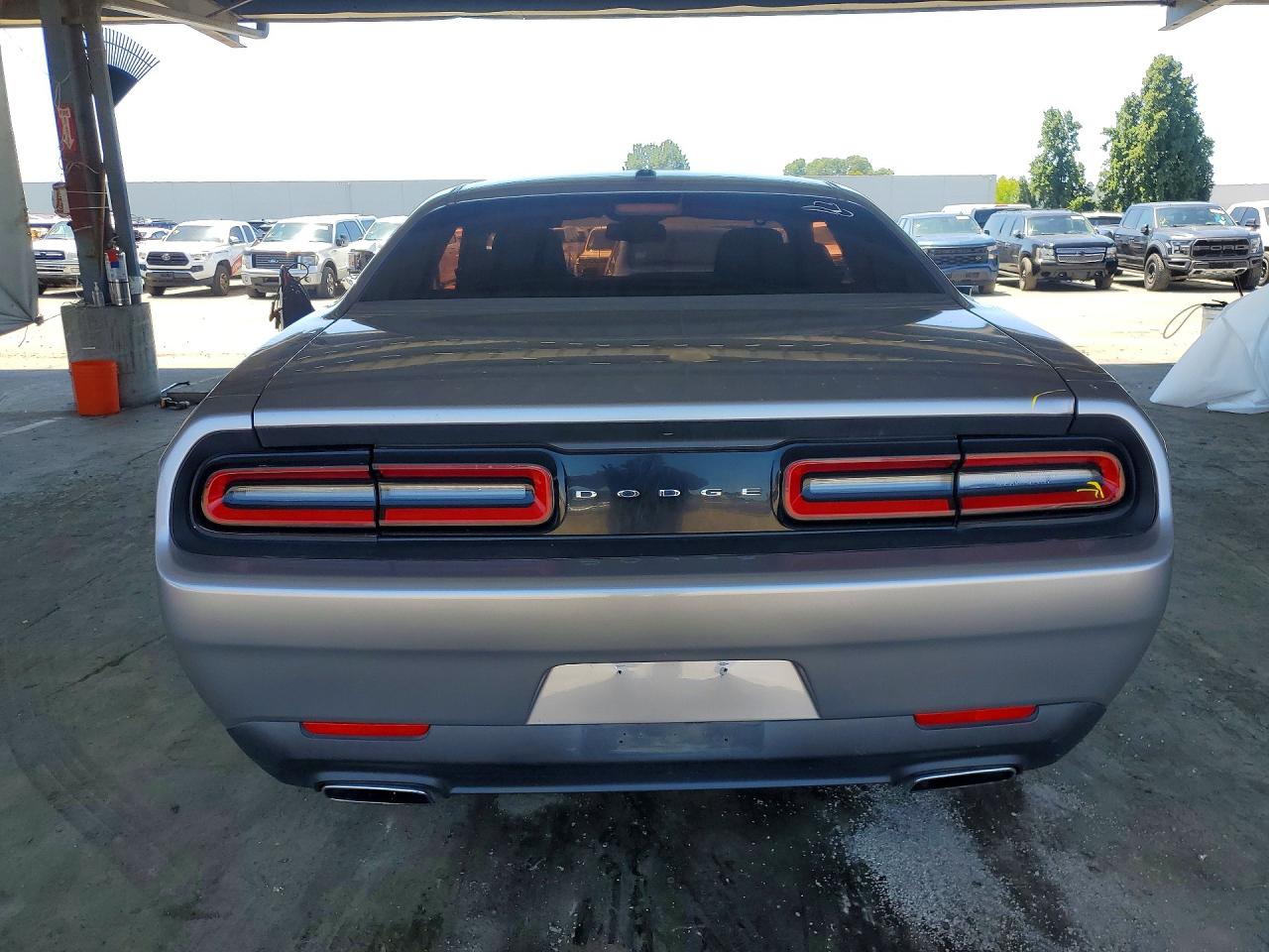 Dodge Challenger Sxt