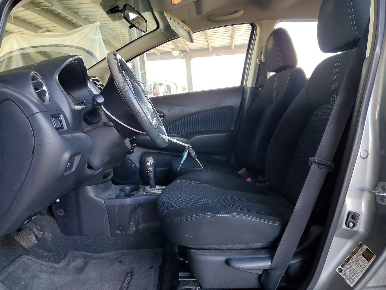 Nissan Versa Sv