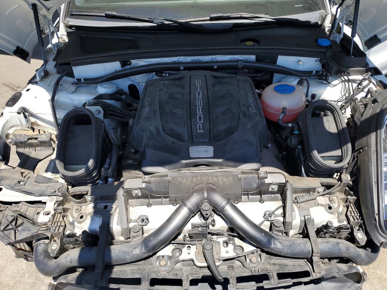 Porsche Macan Turbo