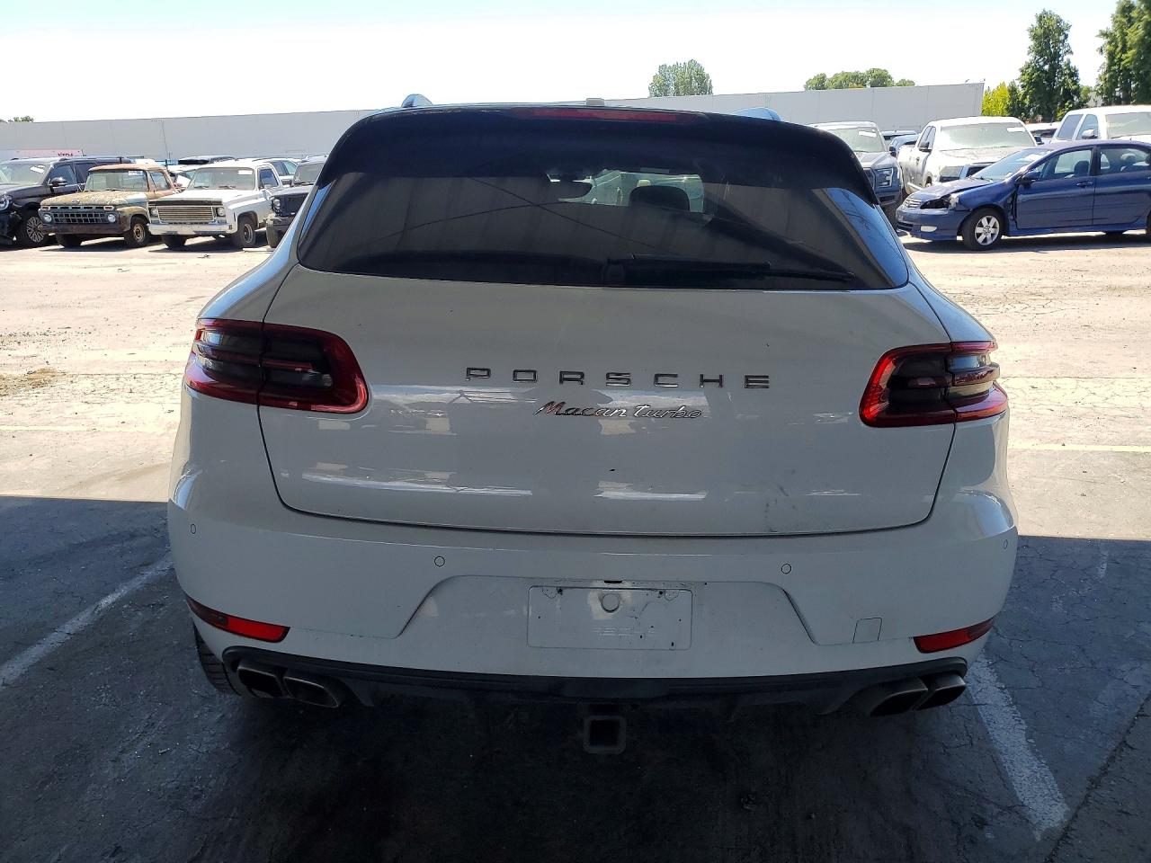 Porsche Macan Turbo