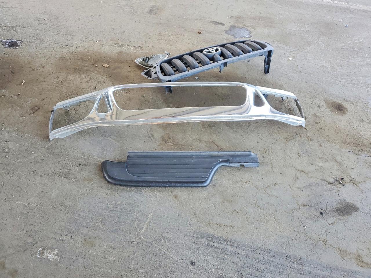 Toyota Tacoma Base