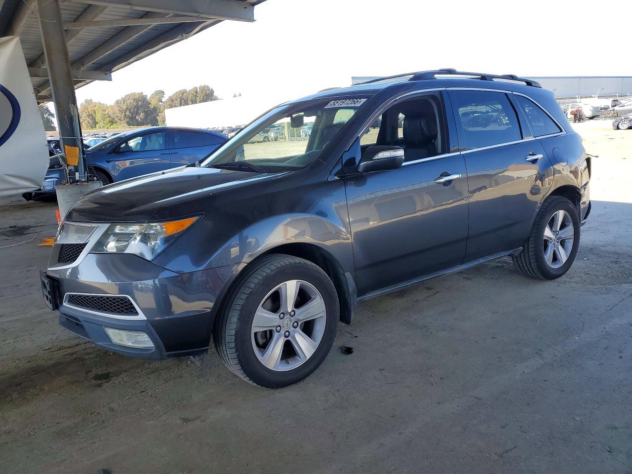 Salvage Acura MDX Image
