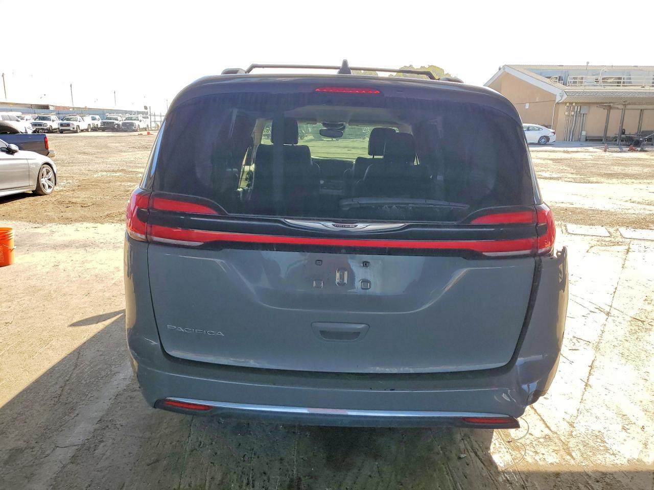 Chrysler Pacifica Touring L