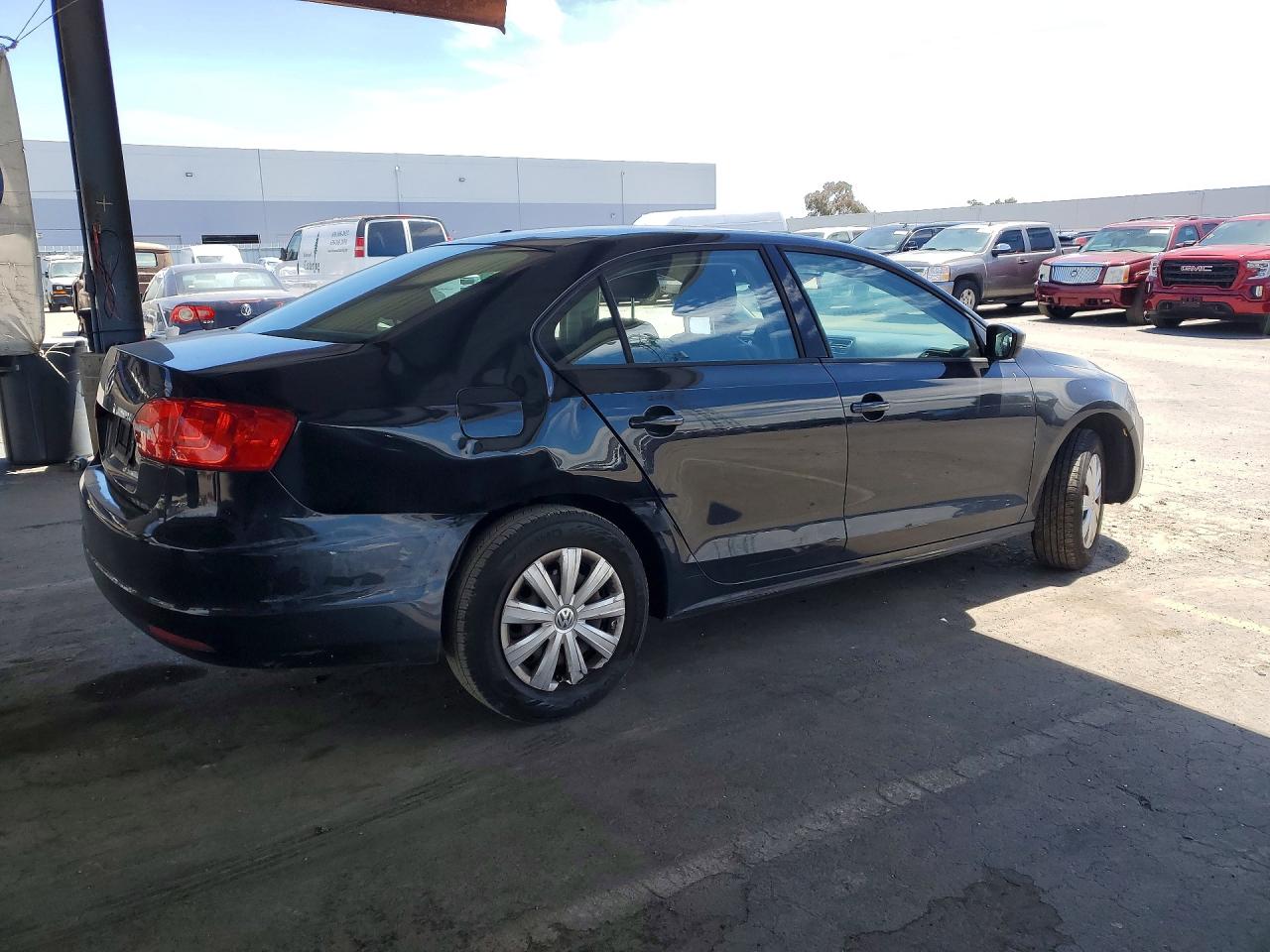 Volkswagen Jetta Base