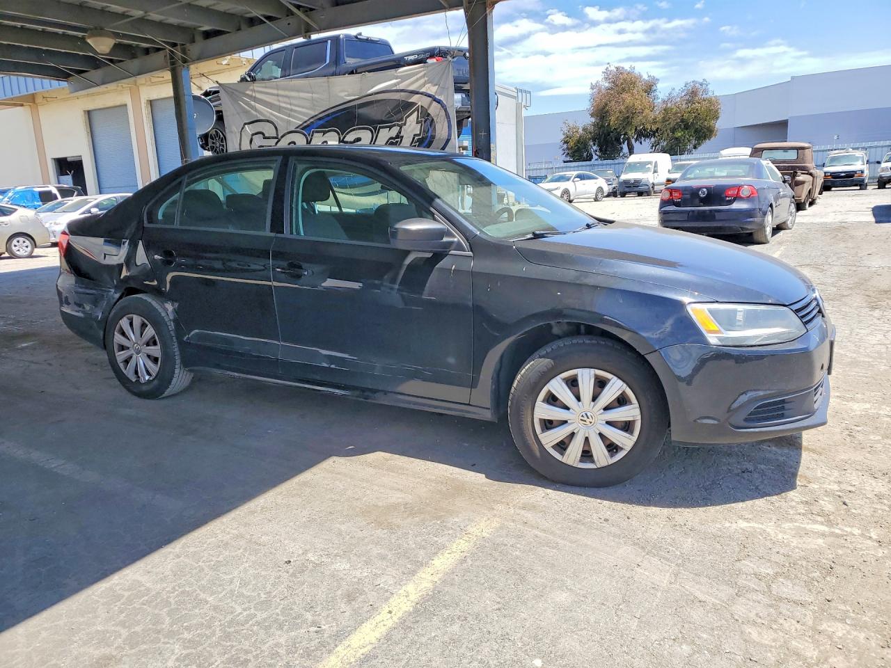 Volkswagen Jetta Base