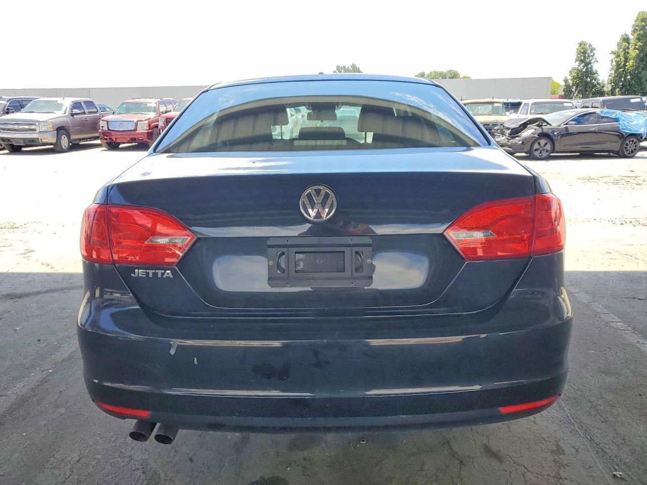 Volkswagen Jetta Base
