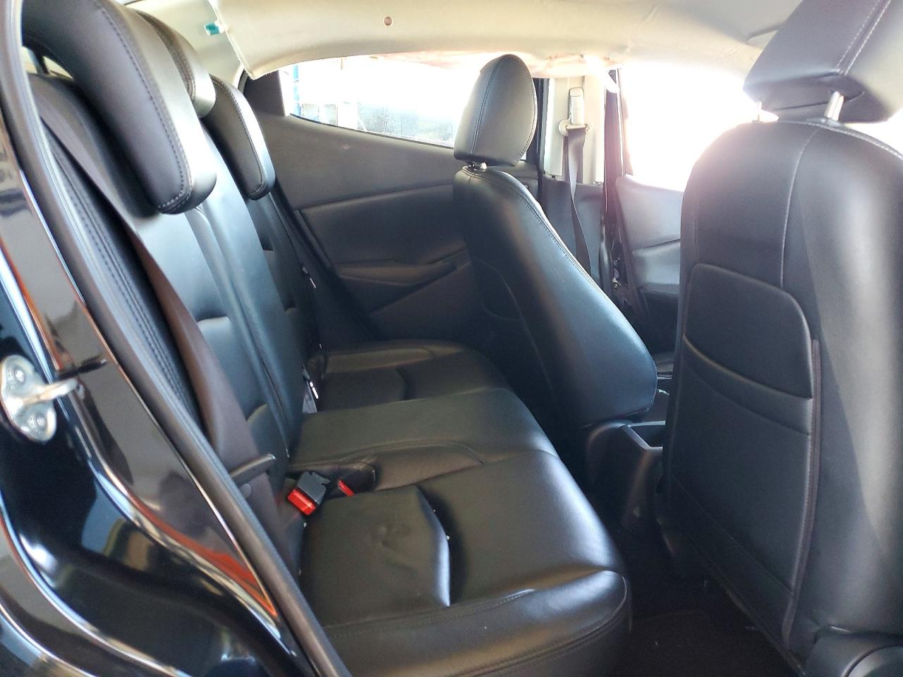 Toyota Yaris Base