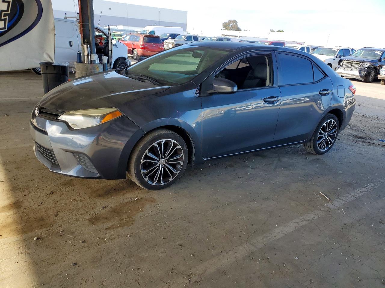 Salvage Toyota Corolla Image