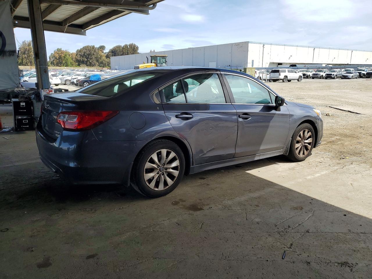Subaru Legacy 2.5i