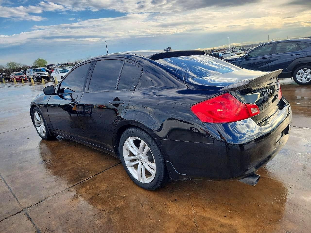 INFINITI Q40 Base